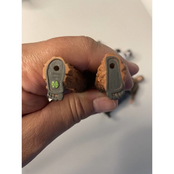 Star Wars Action Figures Lot Of 5 Yoda + Luke + Stormtrooper + Chewbacca + Finn - Picture 6 of 10